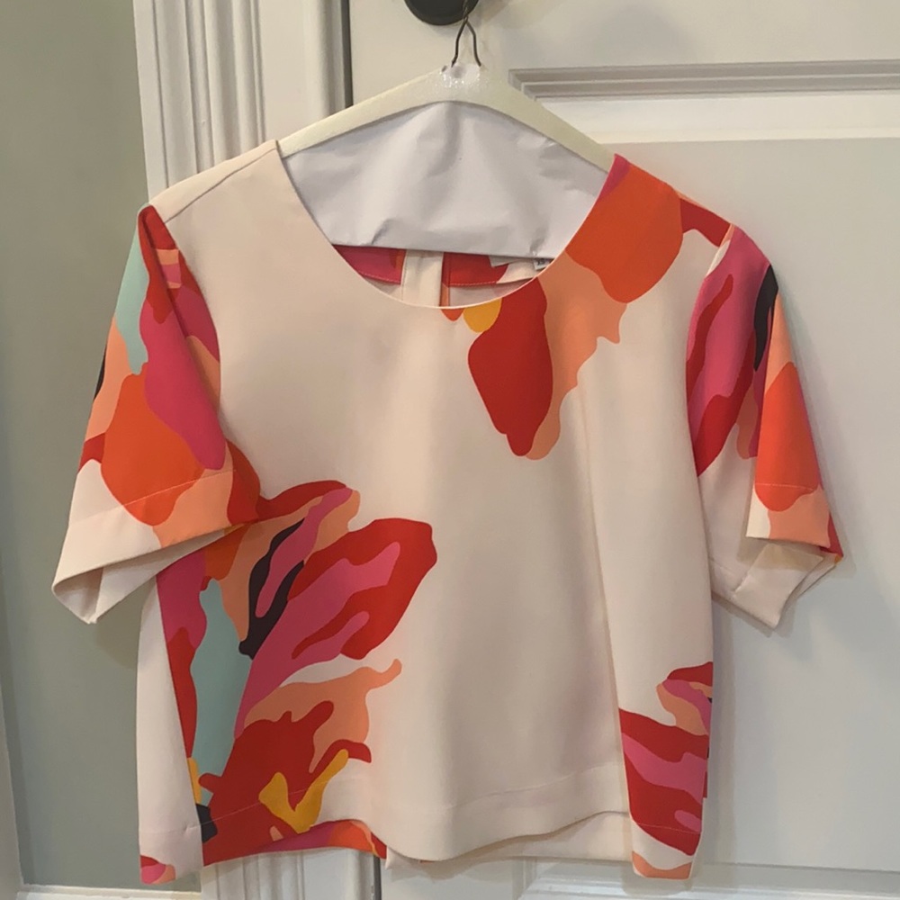 Crosby by mollie Burch white top with pink floral pattern
